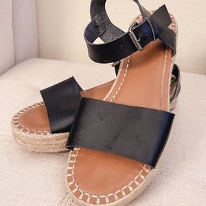 Universal Thread Espadrilles